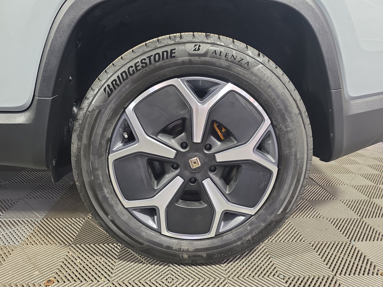 Used 2023 Rivian R1T Launch Edition AWD/4WD image 10