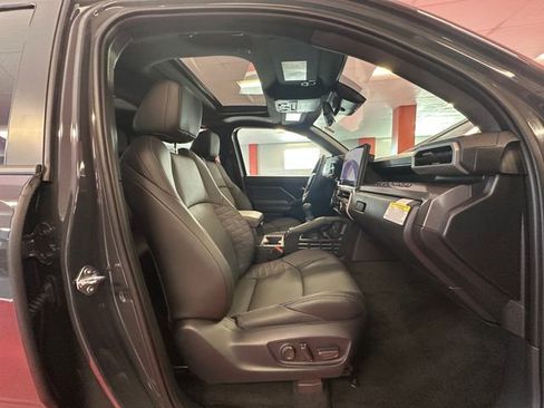 Certified 2025 Toyota Tacoma TRD Off-Road w/ TRD Off Road Premium Package image 23