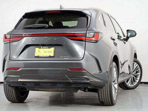 Used 2022 Lexus NX 350 AWD image 4