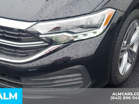 Used 2024 Volkswagen Jetta SE FWD image 11