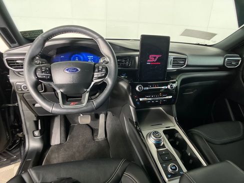 Certified 2023 Ford Explorer ST w/ Equipment Group 401A image 8