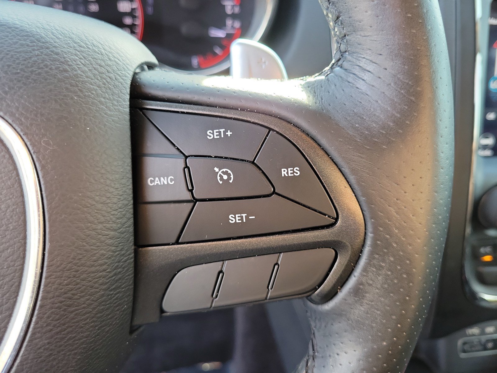Used 2018 Dodge Durango GT w/ Premium Group RWD image 19