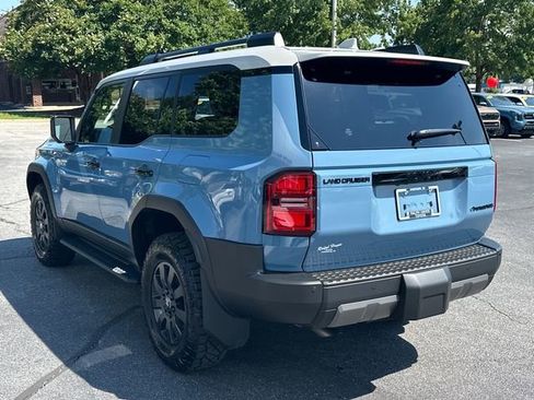 Used 2026 Toyota Land Cruiser w/ Premium Package AWD/4WD image 5