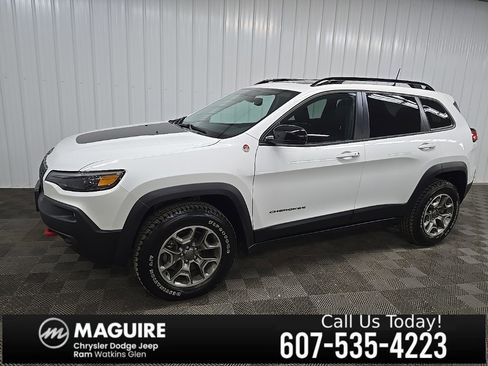 Used 2022 Jeep Cherokee Trailhawk w/ Sun, Sound & Nav Group image 1