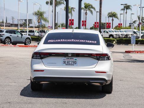 Used 2024 Honda Accord EX image 12