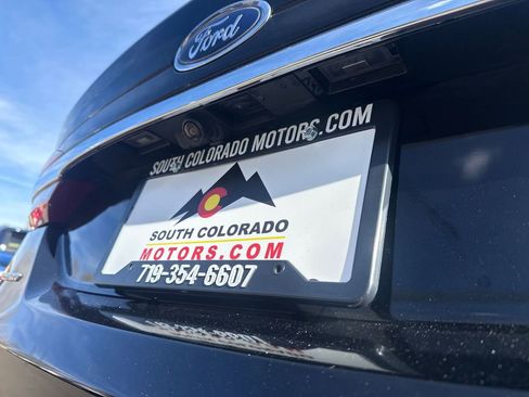 Used 2018 Ford Fusion SE w/ Fusion SE Technology Package image 13