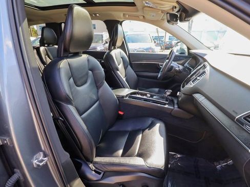 Used 2020 Volvo XC90 T5 Momentum w/ Protection Package image 50