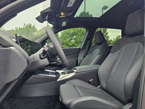 Used 2026 BMW X3 xDrive30 w/ Premium Package image 14