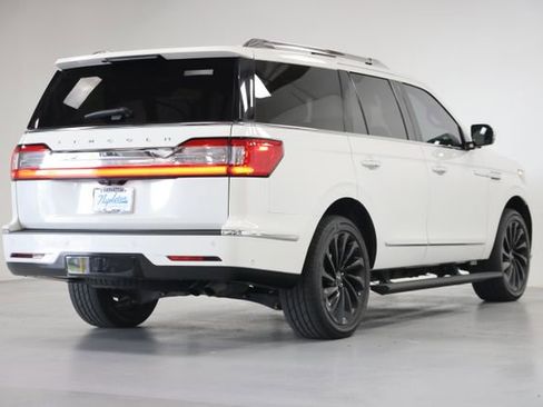 Used 2020 Lincoln Navigator Reserve w/ Equipment Group 208A Reserve AWD/4WD image 14