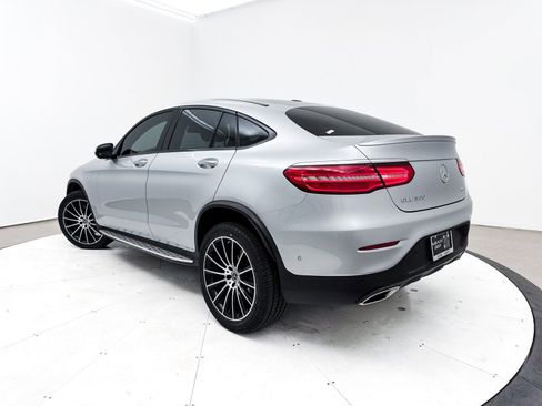 Used 2019 Mercedes-Benz GLC 300 4MATIC Coupe image 2