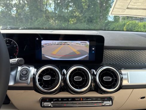 New 2026 Mercedes-Benz GLB 250 4MATIC image 30