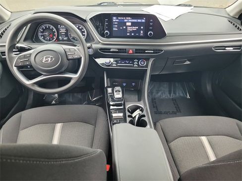 Used 2022 Hyundai Sonata SEL w/ Preferred Accessory Package image 16