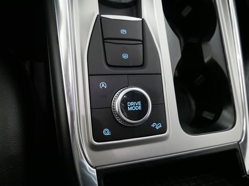 Used 2020 Ford Explorer Limited w/ Class III Trailer Tow Package image 30