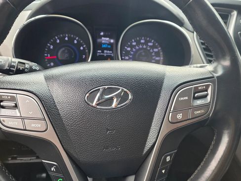 Used 2013 Hyundai Santa Fe Sport AWD/4WD image 12