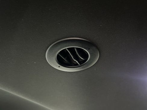 Used 2023 Chevrolet Suburban Premier image 20