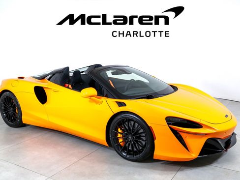 New 2026 McLaren Artura Spider RWD image 2