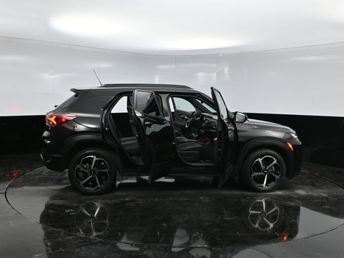 Used 2023 Chevrolet TrailBlazer RS image 41