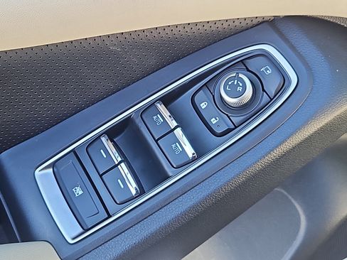 New 2026 Subaru Ascent Limited image 12