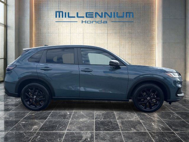 Used 2024 Honda HR-V Sport image 6