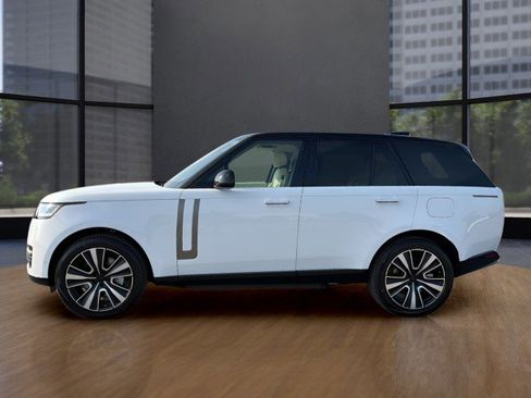 New 2026 Land Rover Range Rover SE image 13