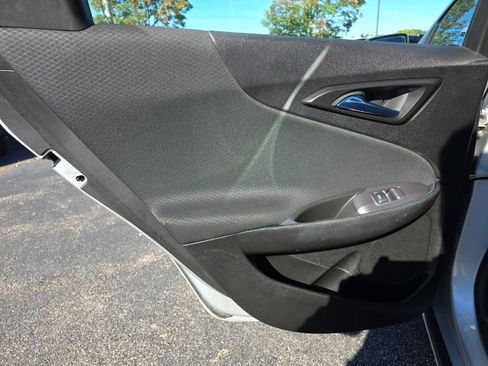 Used 2022 Chevrolet Malibu LT image 18