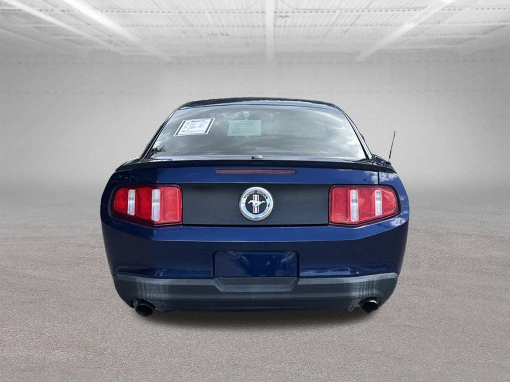 Used 2011 Ford Mustang Premium w/ 203A Rapid Spec Order Code RWD image 5