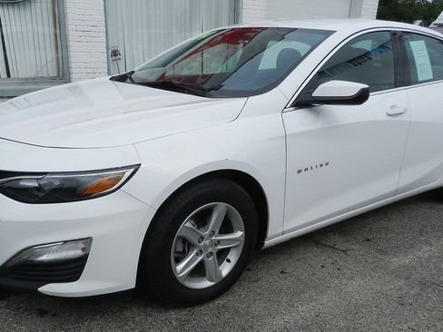 Used 2024 Chevrolet Malibu LS FWD image 3