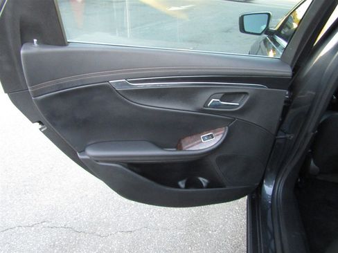 Used 2014 Chevrolet Impala LT image 20