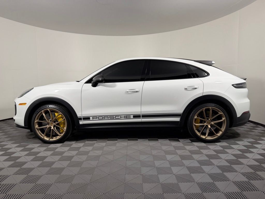 Certified 2023 Porsche Cayenne Turbo GT AWD/4WD image 6