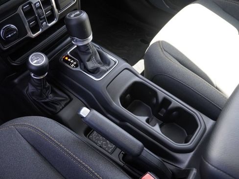 New 2026 Jeep Wrangler Unlimited Sport AWD/4WD image 19
