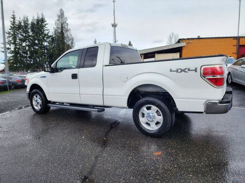 Used 2013 Ford F150 XLT w/ Trailer Tow Pkg image 8