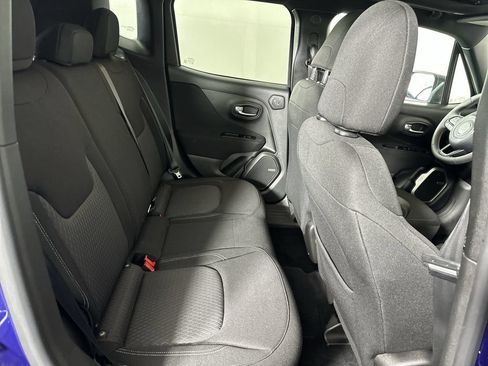 Used 2021 Jeep Renegade Latitude w/ Sun & Sound Group AWD/4WD image 30
