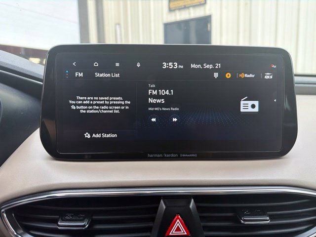 Certified 2023 Hyundai Santa Fe SEL w/ Premium Package FWD image 27