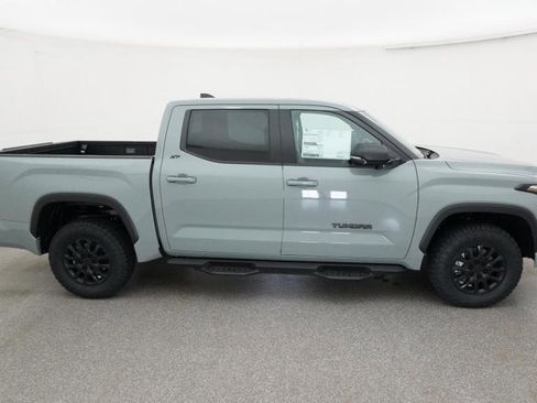 New 2026 Toyota Tundra SR5 AWD/4WD image 10