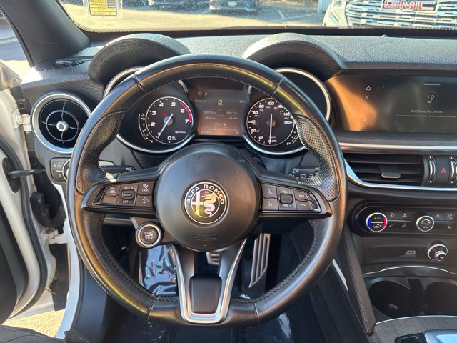 Used 2022 Alfa Romeo Stelvio Ti AWD/4WD image 18