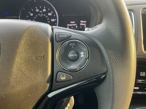 Used 2022 Honda HR-V EX image 15