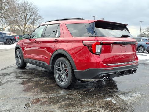 New 2026 Ford Explorer ST w/ Sun And Sound Package image 7