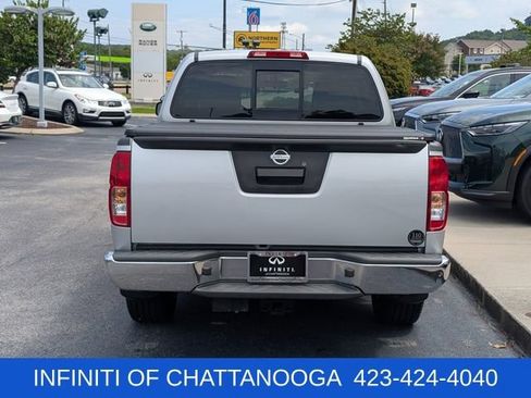 Used 2018 Nissan Frontier SV RWD image 6