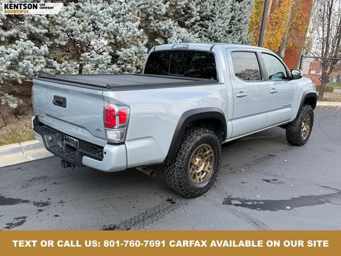 Used 2021 Toyota Tacoma TRD Off-Road image 8