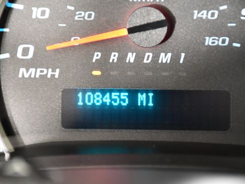 Used 2020 Chevrolet Express 2500 w/ Driver Convenience Package RWD image 17
