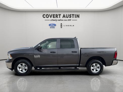 Used 2023 RAM 1500 Classic SLT w/ Trailer & Traction Group AWD/4WD image 2