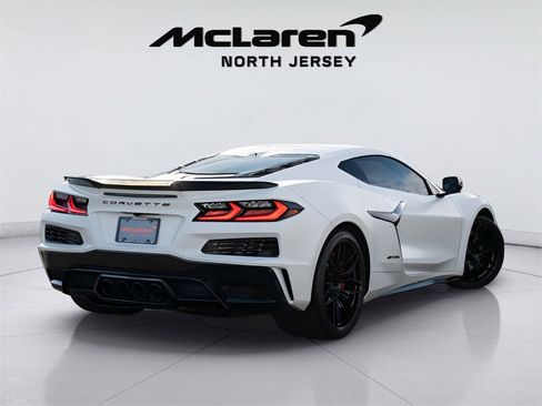 Used 2024 Chevrolet Corvette Z06 w/ Stealth Interior Trim Package image 9