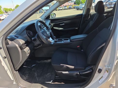 Used 2023 Nissan Sentra SV FWD image 19