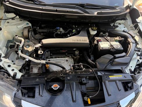 Used 2018 Nissan Rogue S FWD image 29