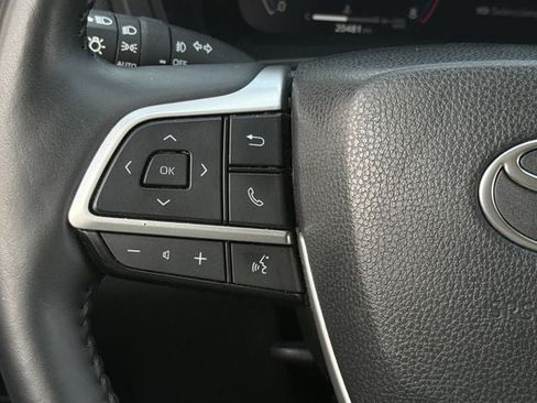 Used 2024 Toyota Grand Highlander FWD image 13
