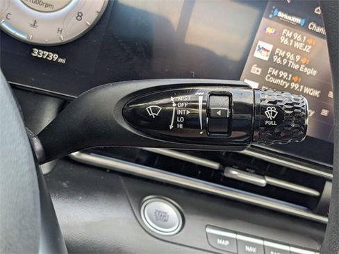 Used 2024 Hyundai Elantra SEL image 29