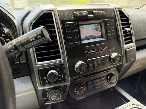 Used 2016 Ford F150 XLT w/ Trailer Tow Package AWD/4WD image 34
