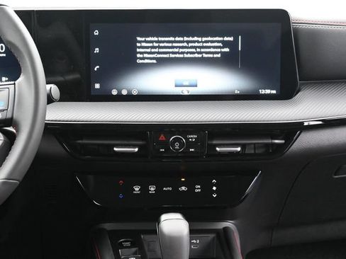 New 2026 Nissan Kicks SR FWD image 11