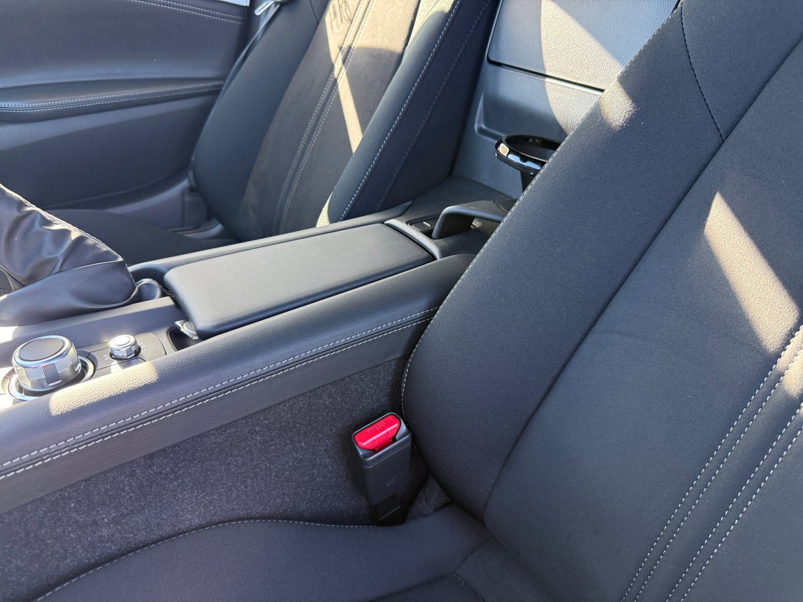 New 2026 MAZDA MX-5 Miata Club w/ Interior Package RWD image 14