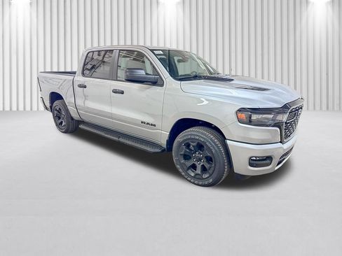 New 2026 RAM 1500 Express AWD/4WD image 2